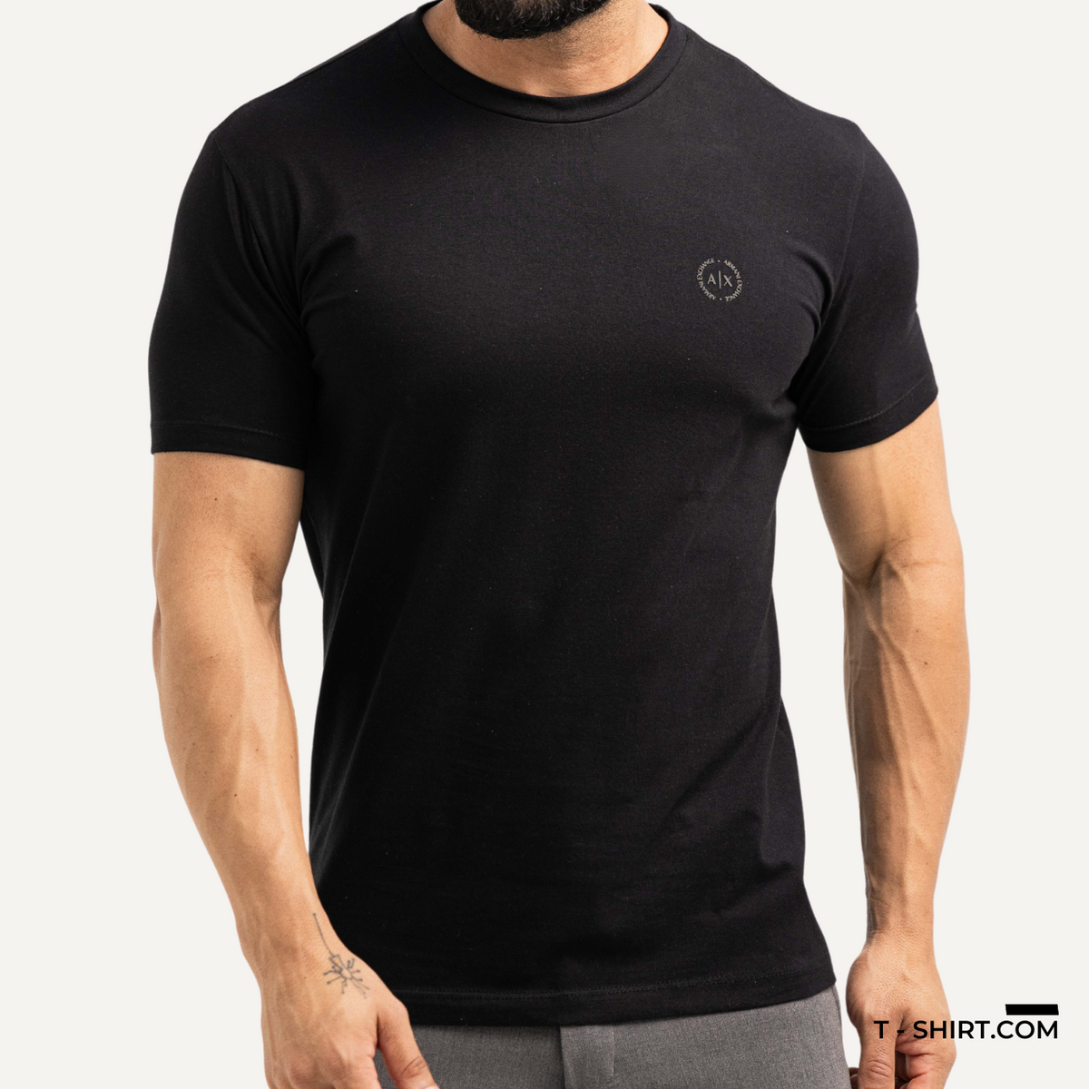 Camiseta Armani Exchange Logo Redonda Estampada