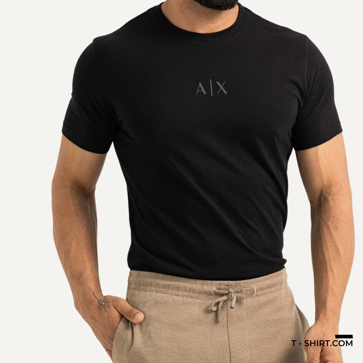 Camiseta Armani Exchange Logo Central