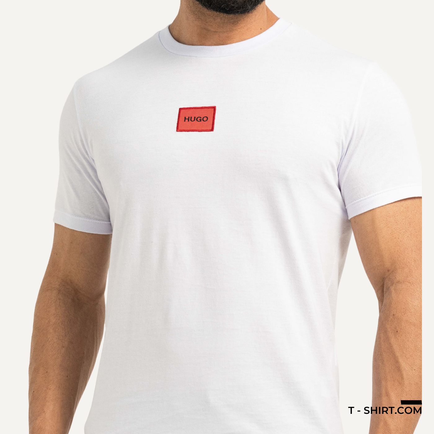 Camiseta Hugo Boss Daile Logo Vermelho