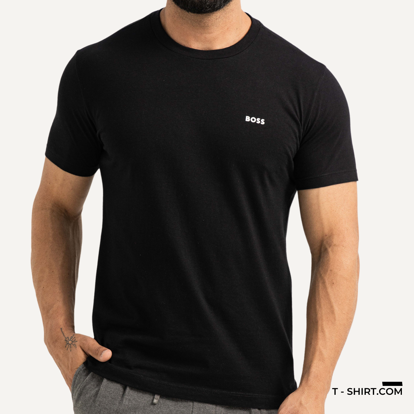 Camiseta Básica Hugo Boss