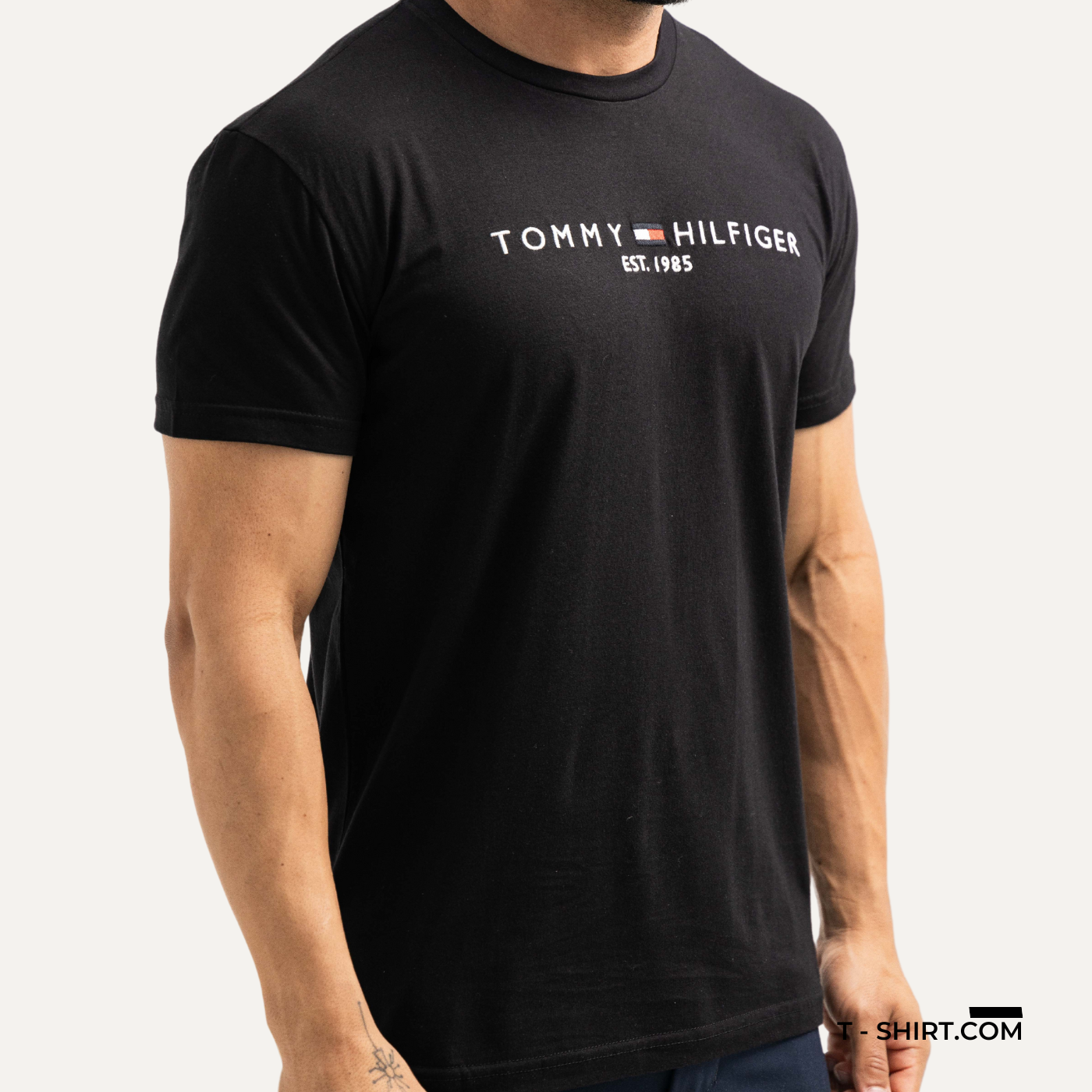 Camiseta Tommy Hilfiger Bordada