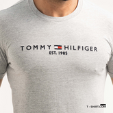 Camiseta Tommy Hilfiger Bordada