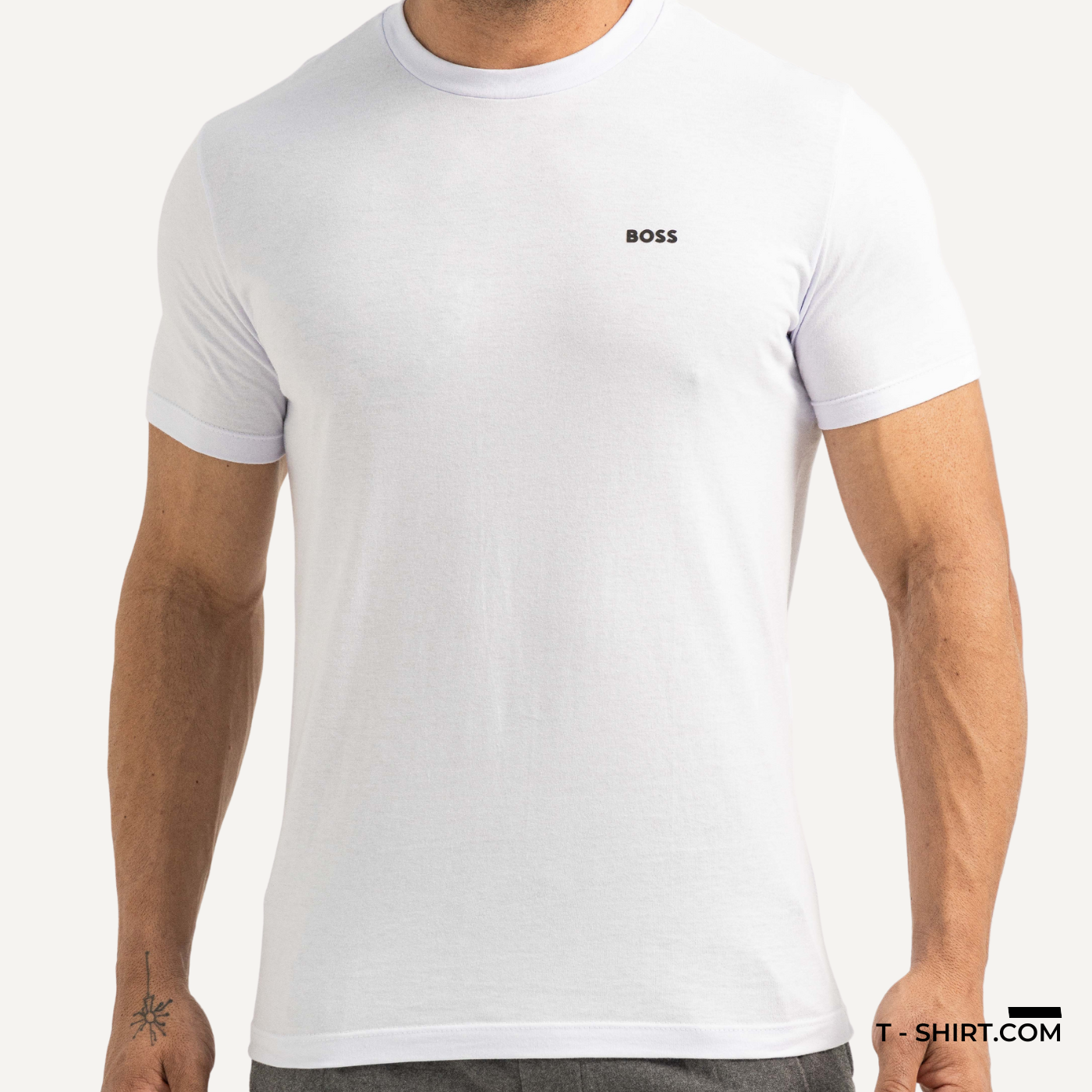 Camiseta Básica Hugo Boss