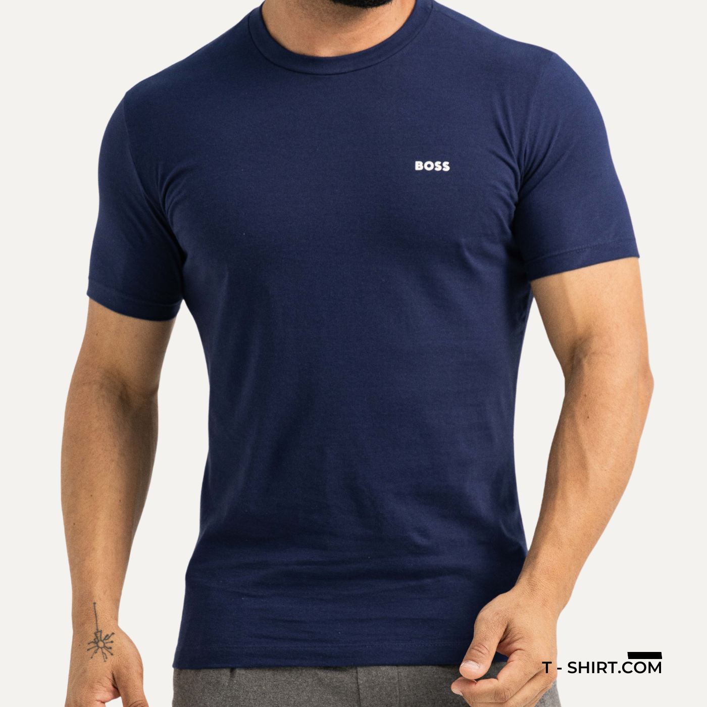 Camiseta Básica Hugo Boss