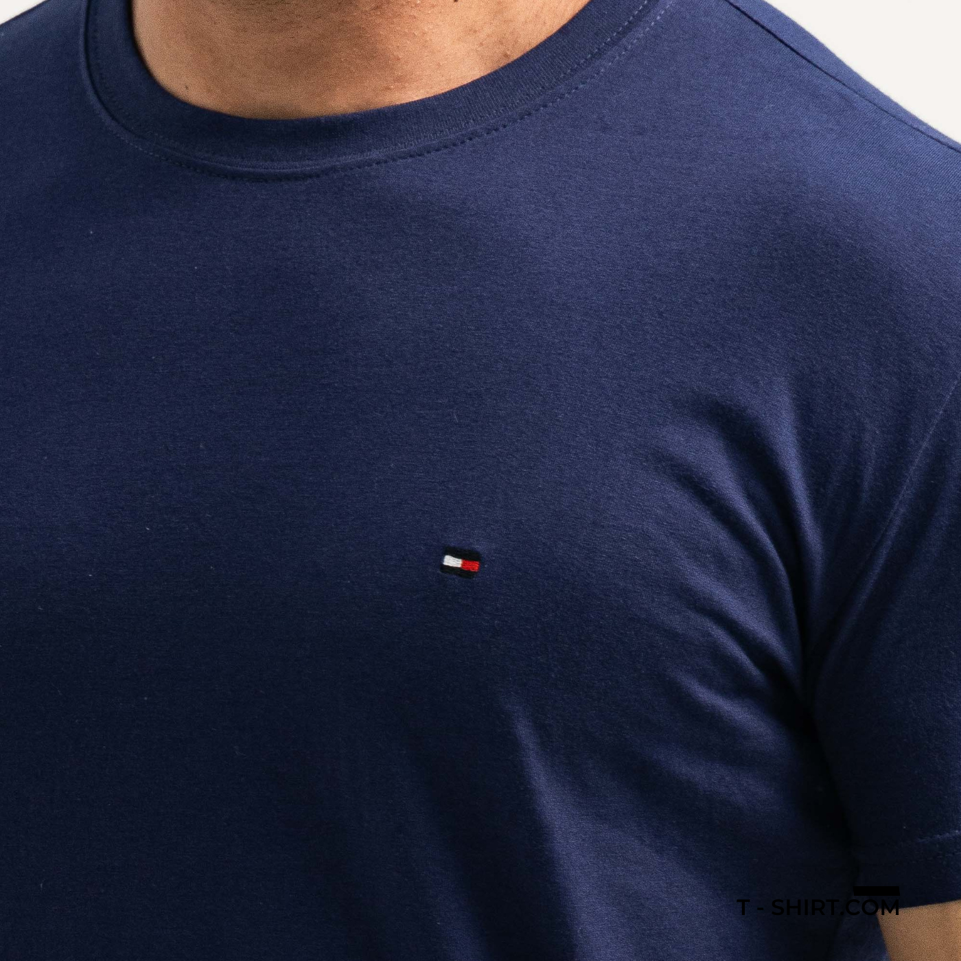 Camiseta Básica Logo Tommy Hilfiger