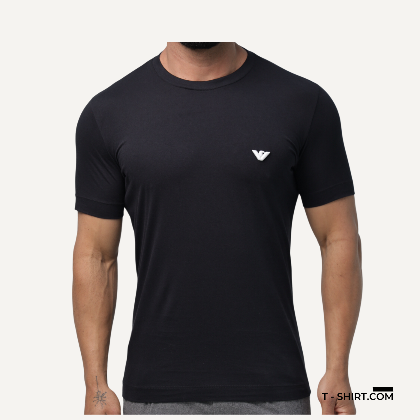 Camiseta Empório Armani Logo Simbolo Bordada