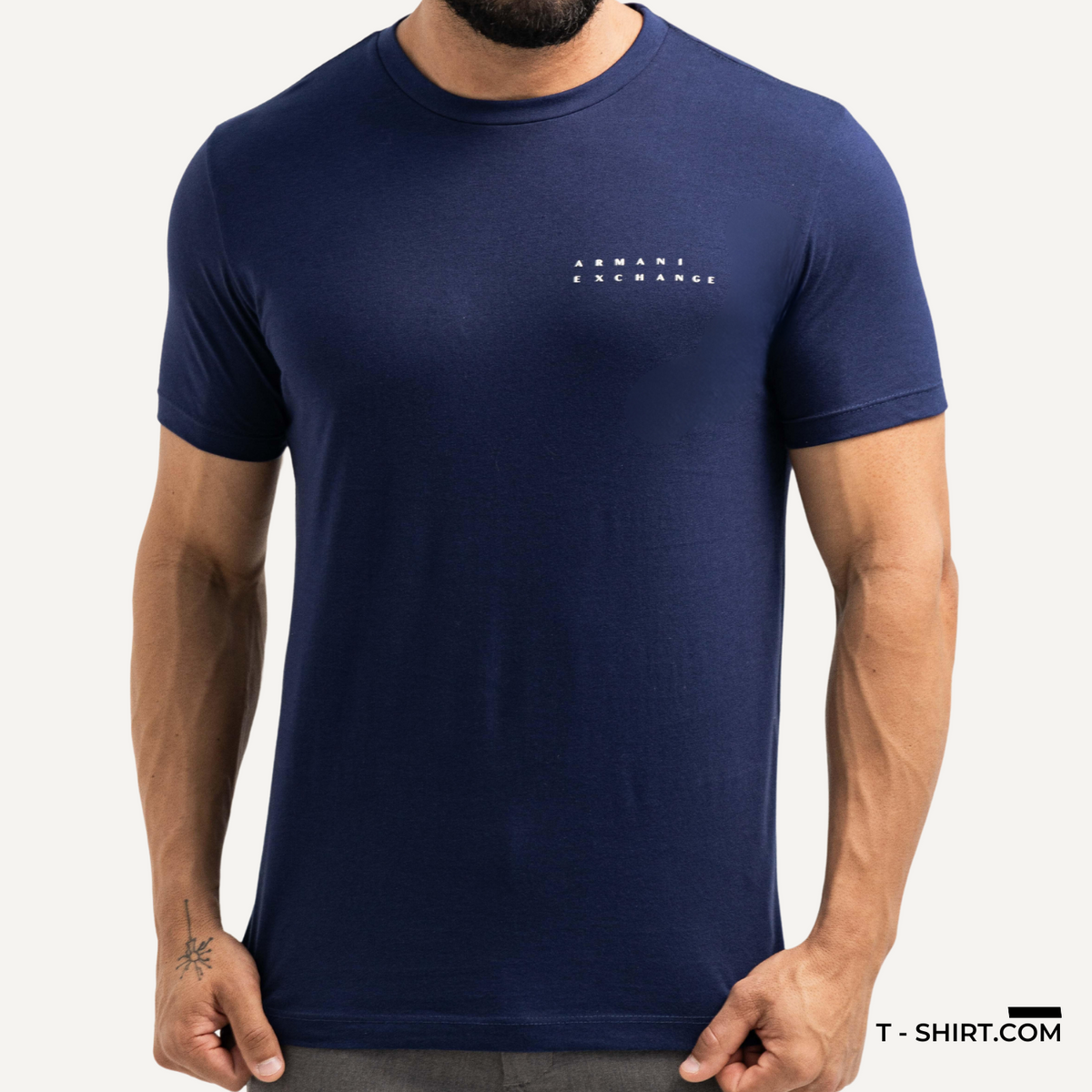 Camiseta Armani Exchange Logo Estampada