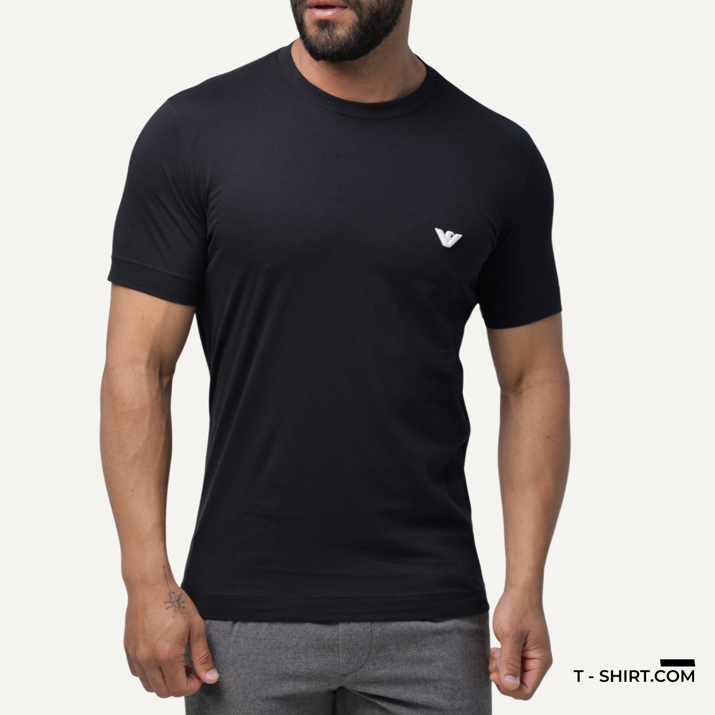 Camiseta Empório Armani Logo Simbolo Bordada